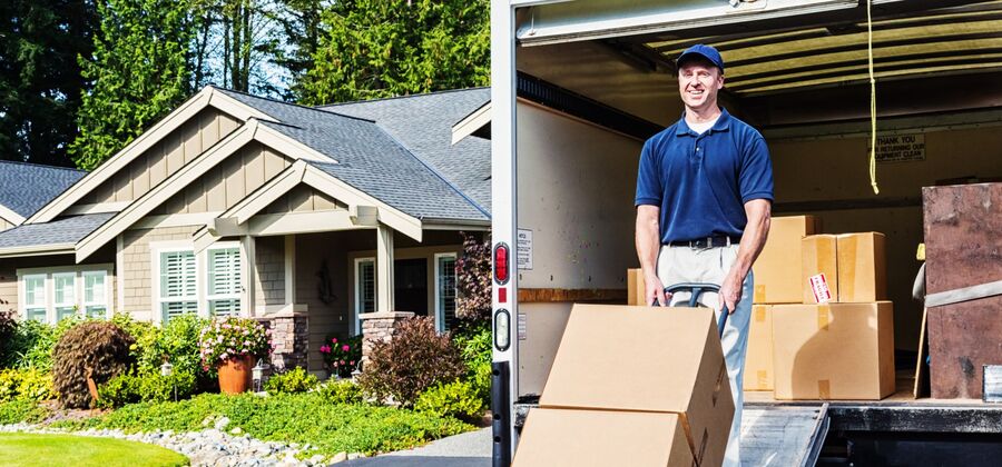 Moving services by Budget Movers Inc